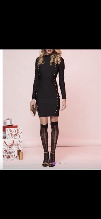 Платье в обтяг, футляр