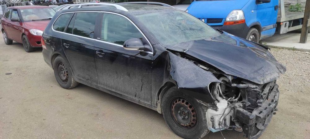 Dezmembrez Volkswagen Golf 6 2.0TDi Cod CFF 2011 break