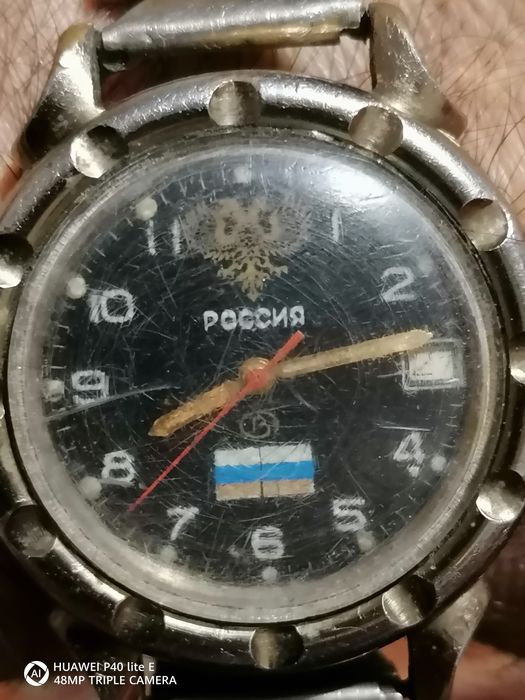 De vânzare salopetă de iarnă 80 lei :/mini mașină de cusut