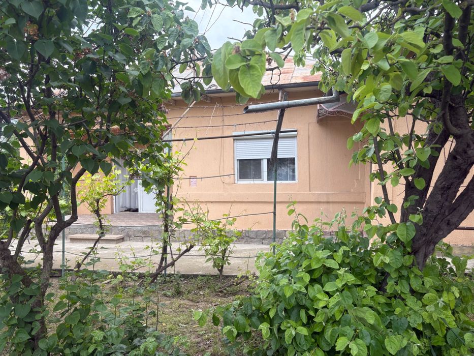 Casă de vânzare