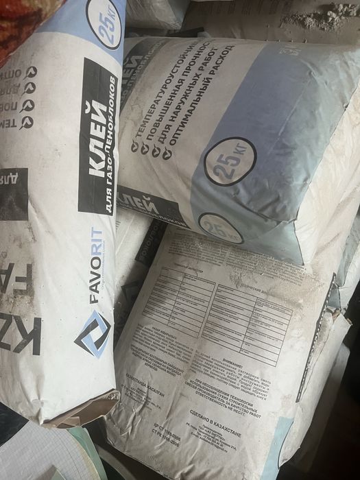 Продам клей для кирпича