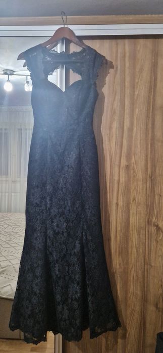 Rochie de ocazie din dantelă