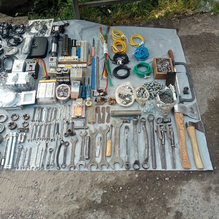 Har hil insturmentla sotiladi