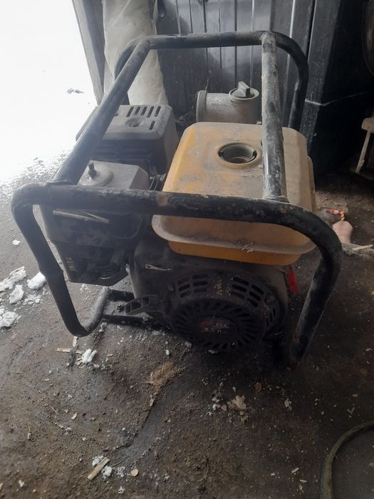 Мото помпа вадинои