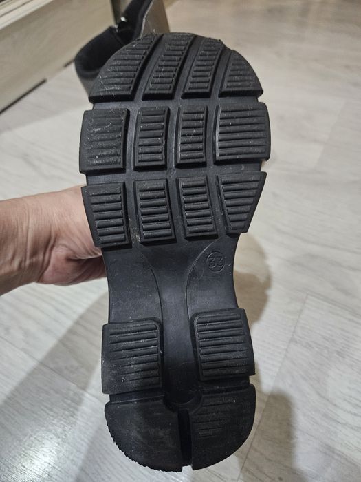 Детские зимние сапоги для девочек