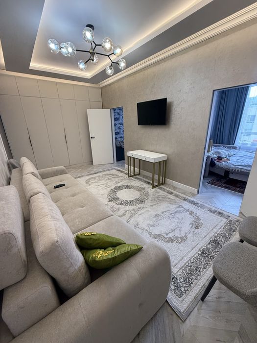 Продам 4-ком квартиру