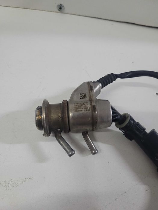Injector Adblue VW Passat Golf 7 Tiguan 04L131113G