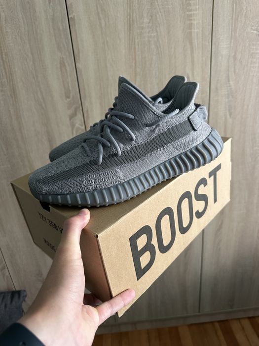 Yezzy 350 v2 steel gray