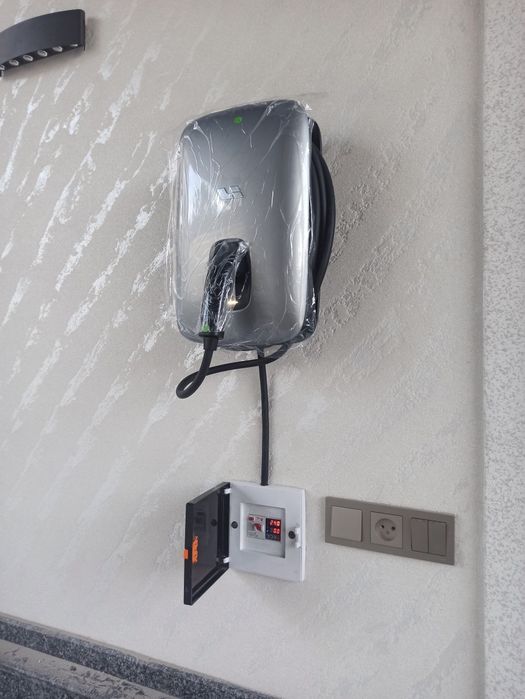 Установка зарядное устройство для Электромобилей.
7квт зарядка установ