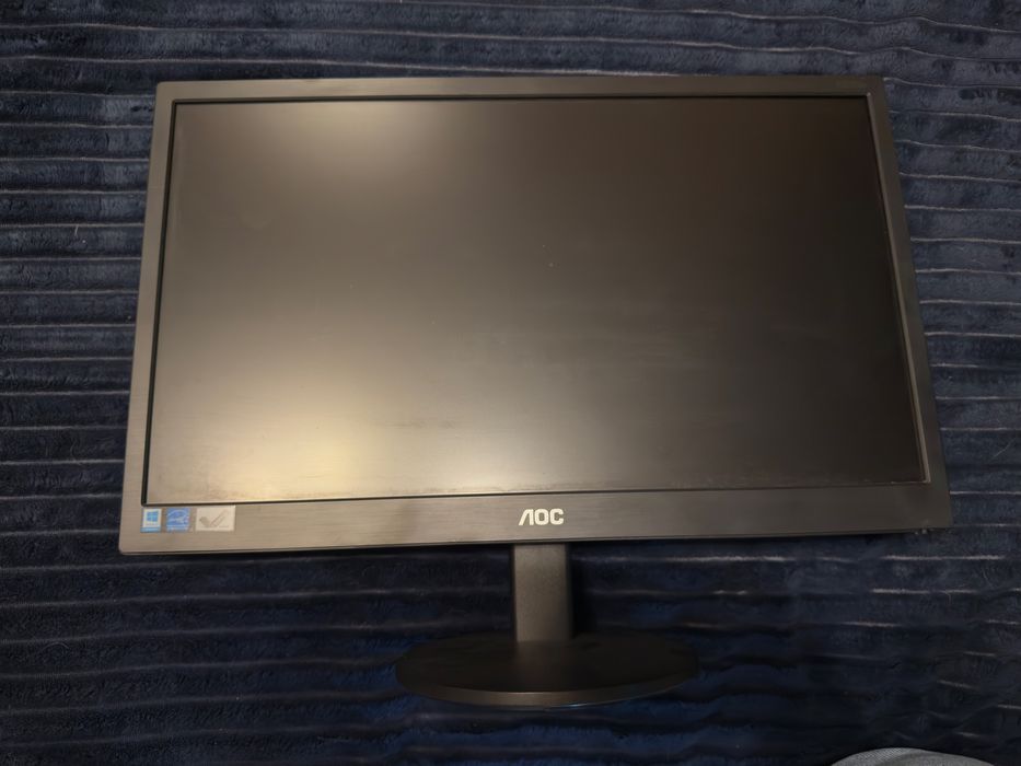 Monitor AOC E970SWN – 18.5” LED – stare bună