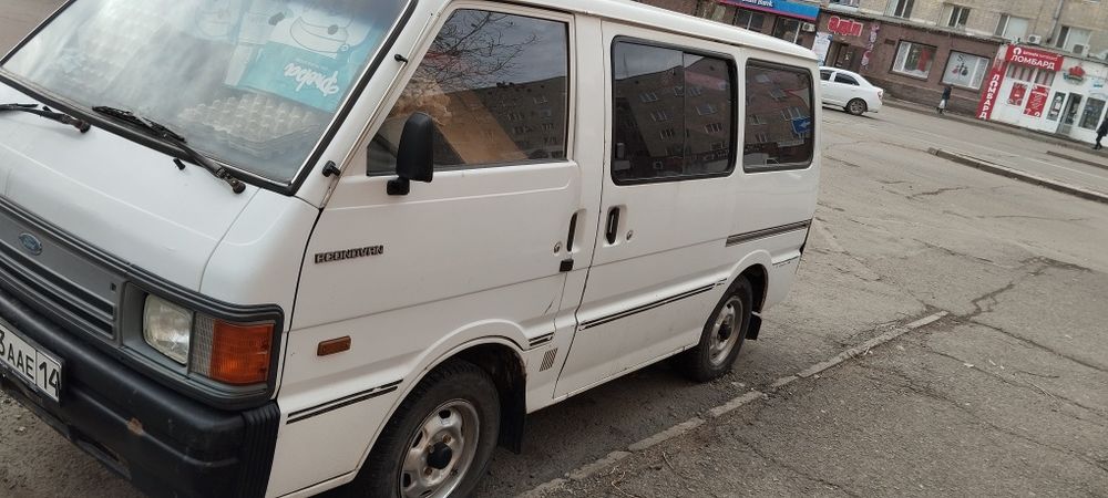 Продам машину бусик