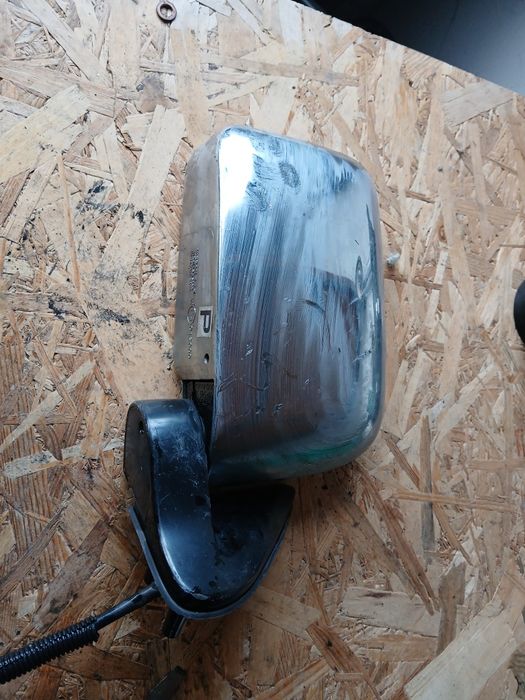 Дясно огледало Nissan Navara