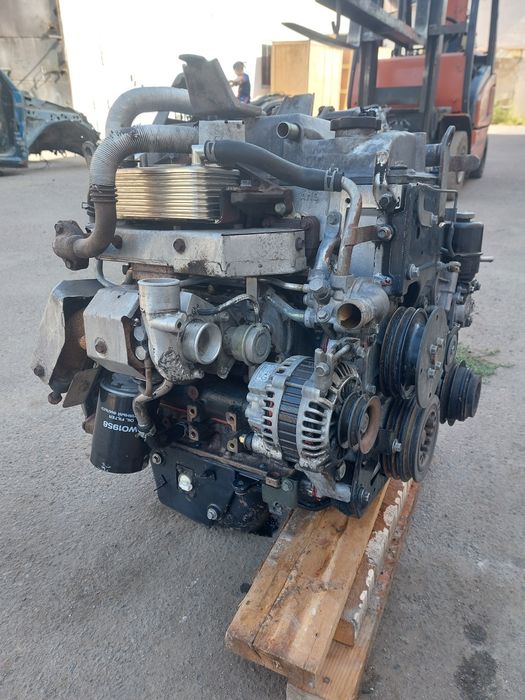 Двигатель 4М41 в разборе