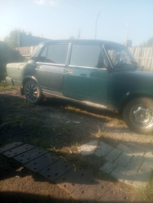 Жигули ВАЗ 2107 продам