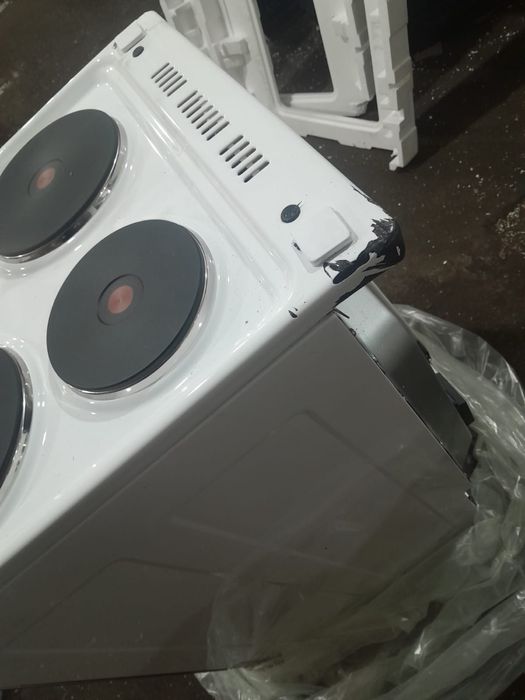 продам электроплиту