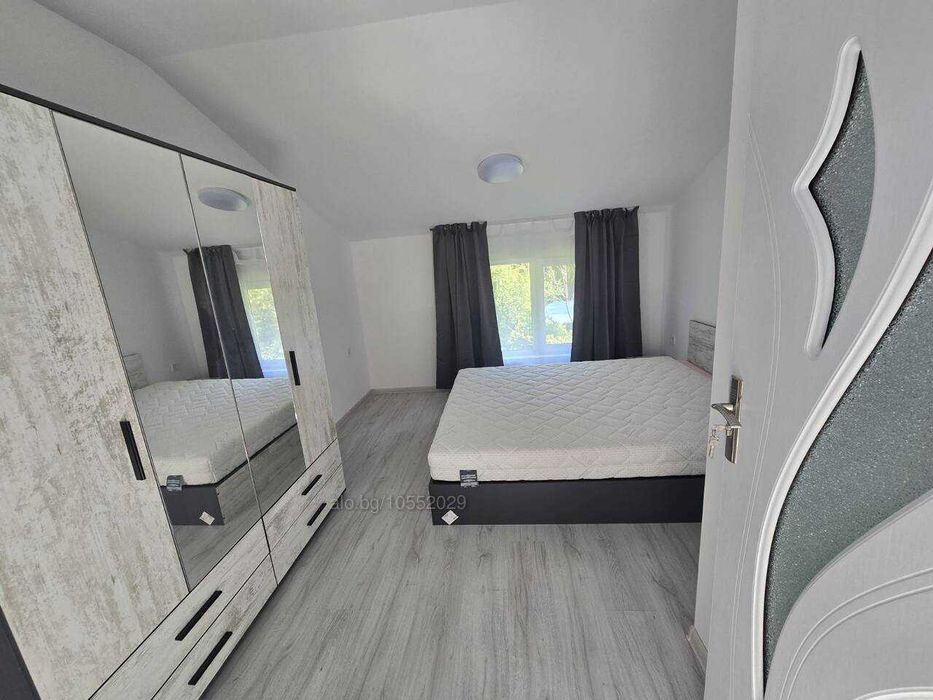 Дава се под наем Етаж от къща в Шумен, Военно училище - 75 кв.м за 357 € - Снимка #7