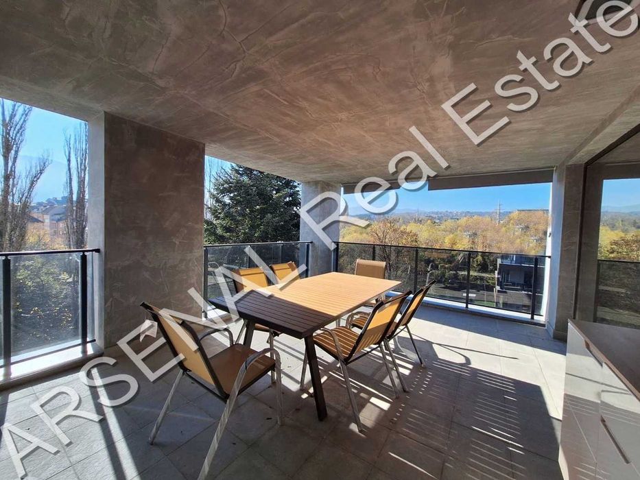 Уникален, МНОГОСТАЕН апартамент, под наем в Горна Баня