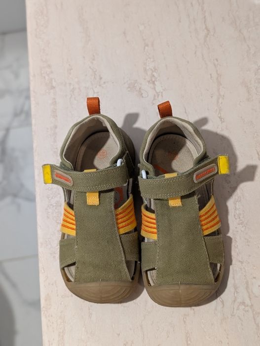 Biomecanics sandale 23