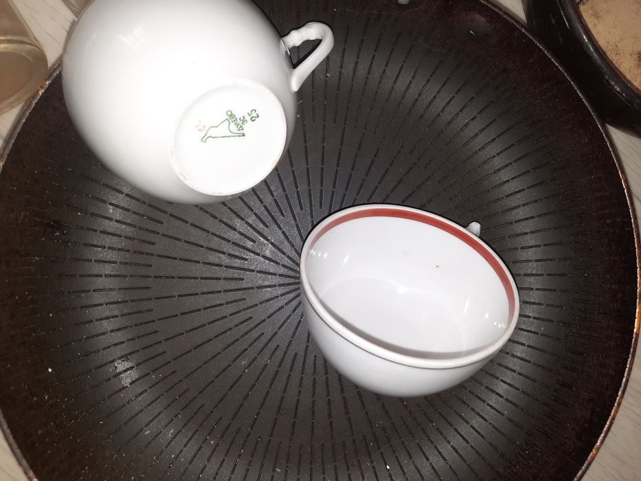 Посуду з а щок оладку отдам