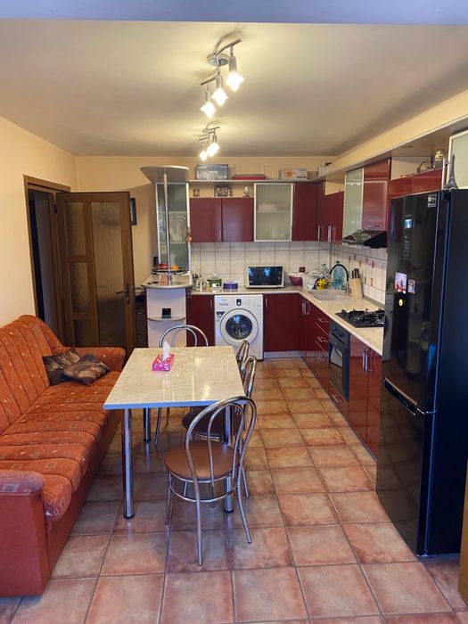 Apartament Utilat si Mobilat Etaj 1 Zona Industriala