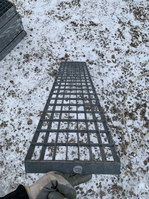 Trepte zincate galvanizate