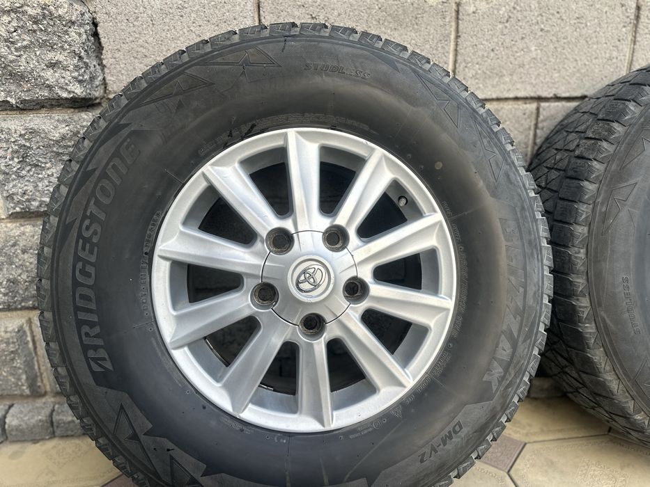 Продам диски с резиной комлпект