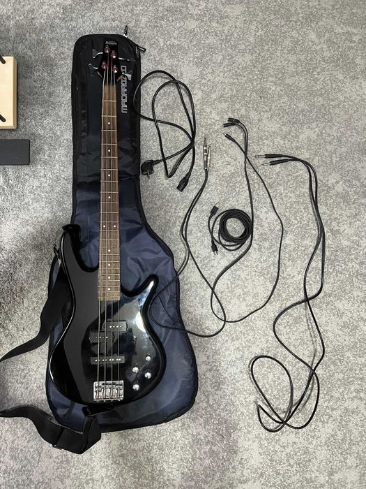 Бас сет: Ibanez GSR200 + Hartke A25 + Boss ODB-3 + калъф + стойка