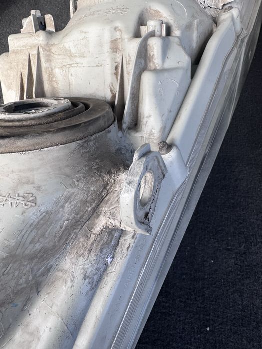 Продам фары Highlander