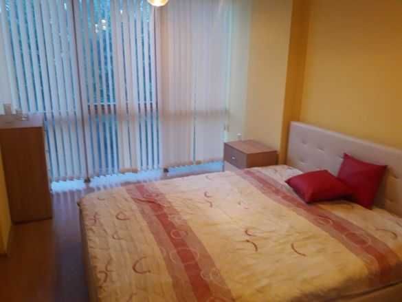 Дава се под наем Тристаен апартамент в Бургас, Център - 100 кв.м за 178.5 € - Снимка #7