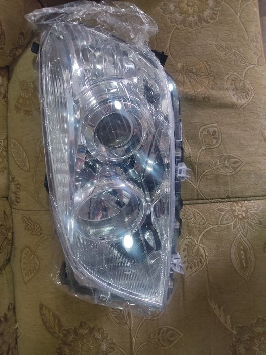 Новые фары подходит для 05/06/07/08 модели RAV4,