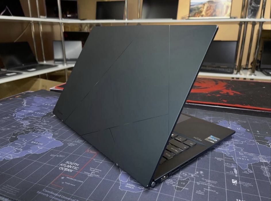 Ноутбук для работы ASUS ZenBook 14 OLED/i5-1240P/16GB/SSD512GB