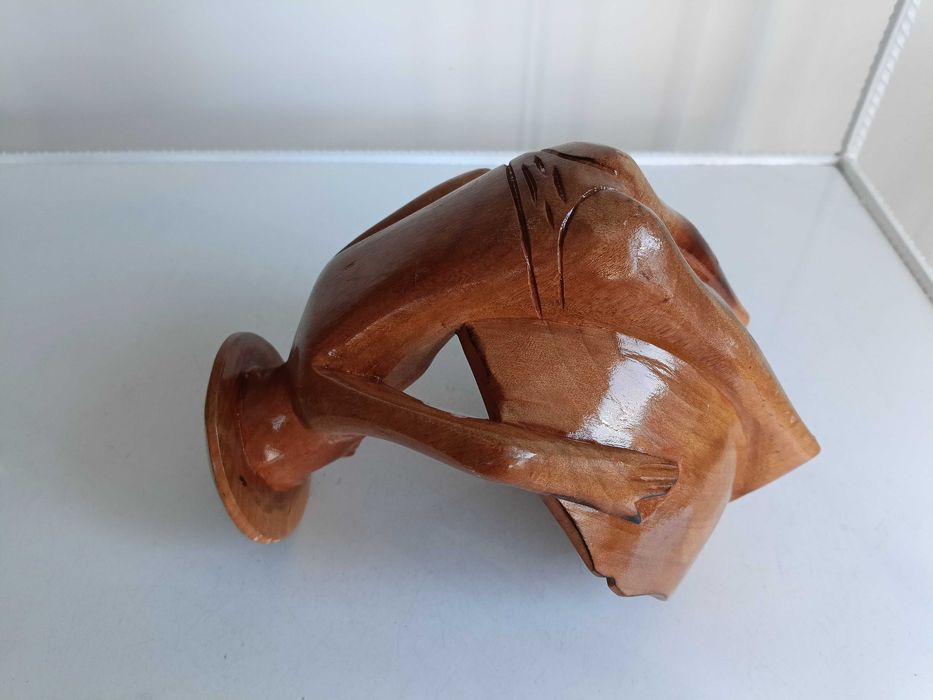 Дърворезба от остров Бали, купа за бижута, ключове и други аксесоари.