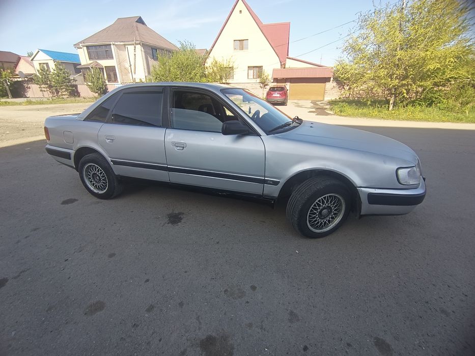 Продам Ауди 100 с4