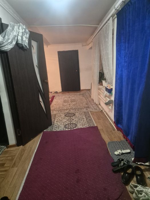 Продаеться 5 х комнотный дом. м