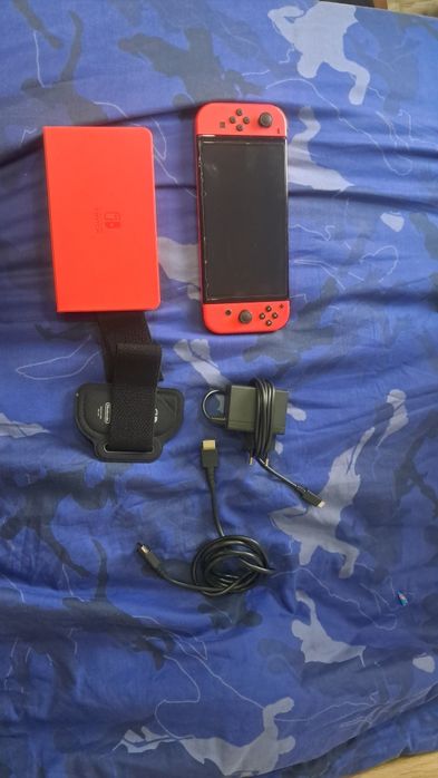 Nintendo switch Mario edition oled