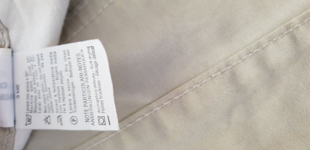Pantaloni barbati -Valentino,impecabili,marime reala 34-36