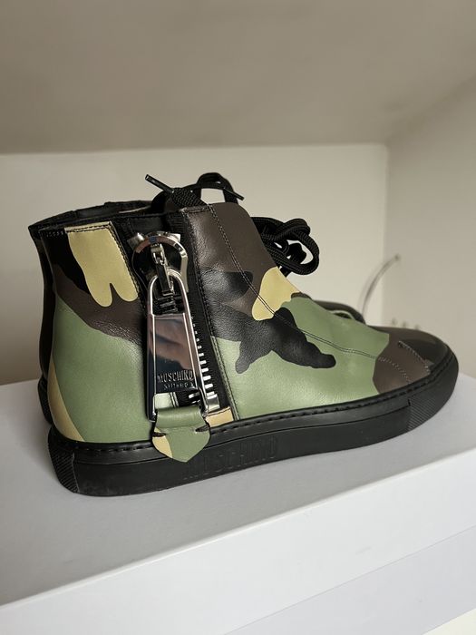 Sneakers Moschino Couture