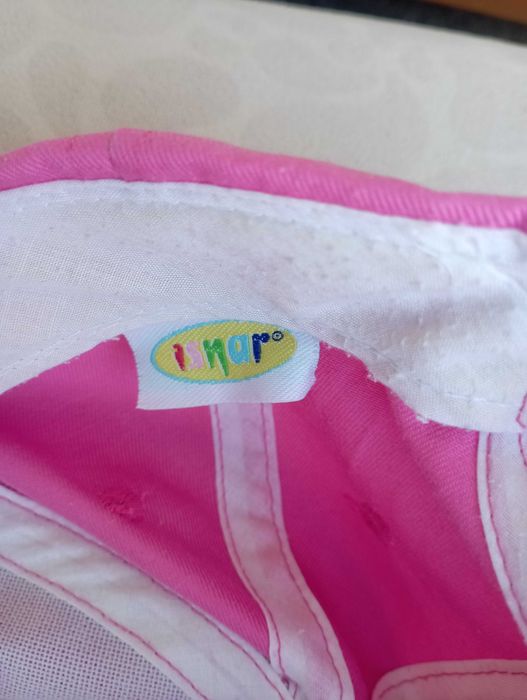 Страхотни шапки с козирка за момичета