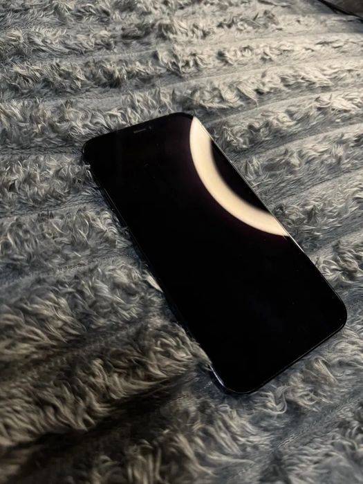 Обмен Айфон 12 Про 256 память