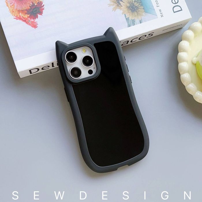 Продаётся чехлы на Айфон новые 4 цвета 655 шт количество