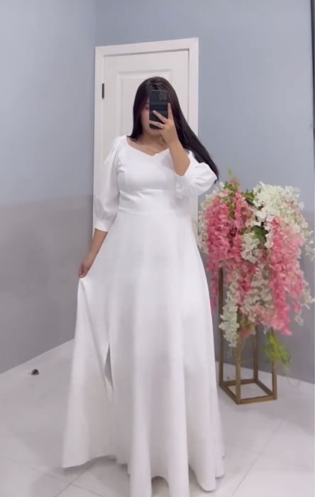 Белое шикарное платье