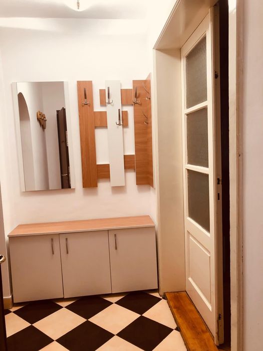 Închiriez apartament 2 camere