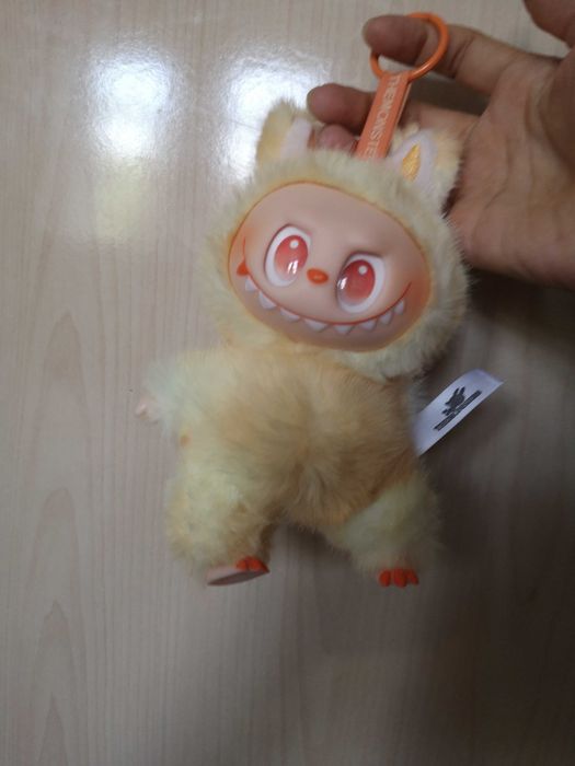 Labubi uyinchoqlar