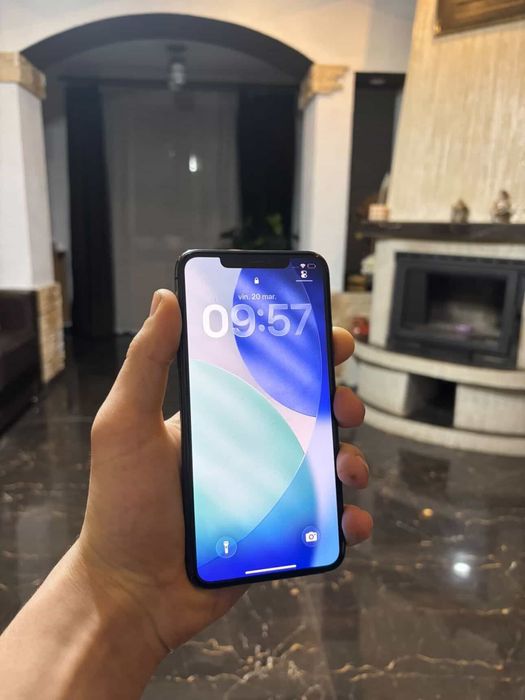 Doar azi iPhone 11 Pro Max 100% + Husa + Folie Noua