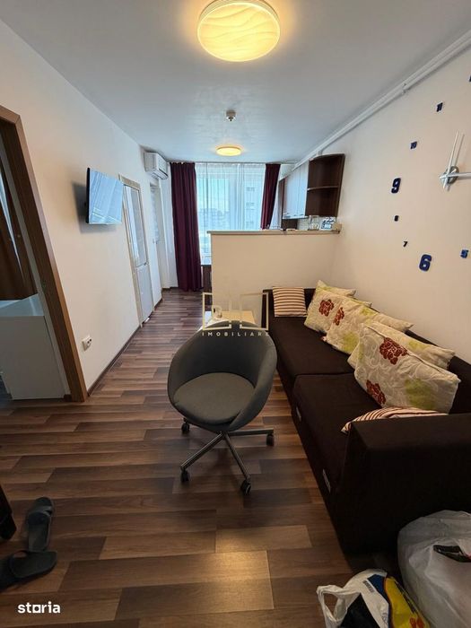 Apartament de inchiriat, 2 camere, 42 mp, zona Vivo!