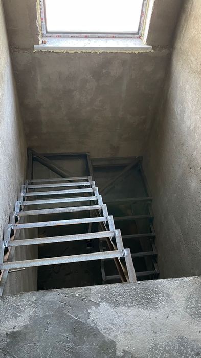 Сварочные работы, лестничные каркасы