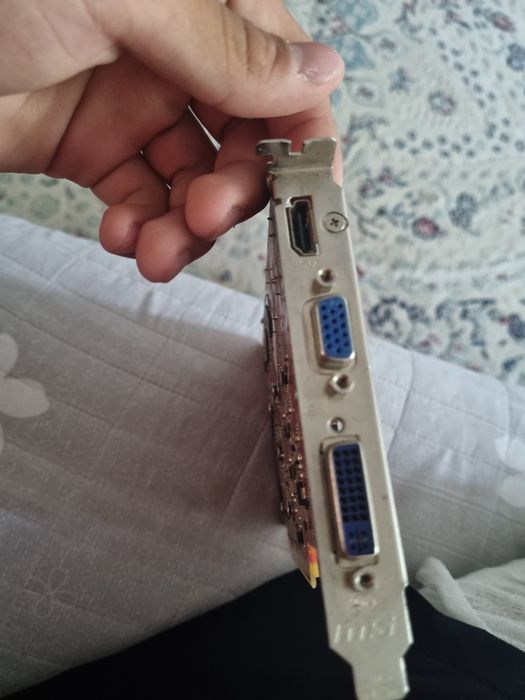 Видеокарта MSI Radeon HD 4650 1гб