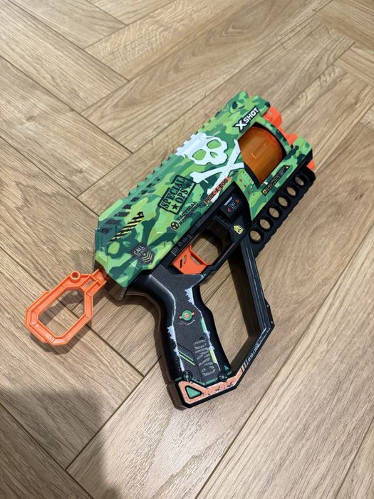 NERF детский пистолет.