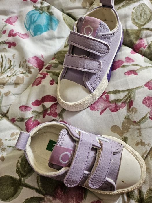 Обувки за момиче 22н.Mayoral,Adidas, Puma,Benetton