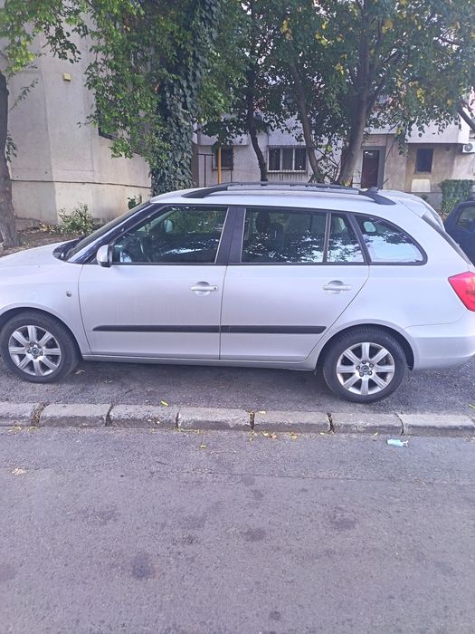 SKODA Fabia 2012 — imagine 4